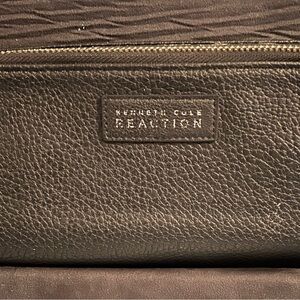 Kenneth Cole Reaction Black Leather Wallet with Textured Finish